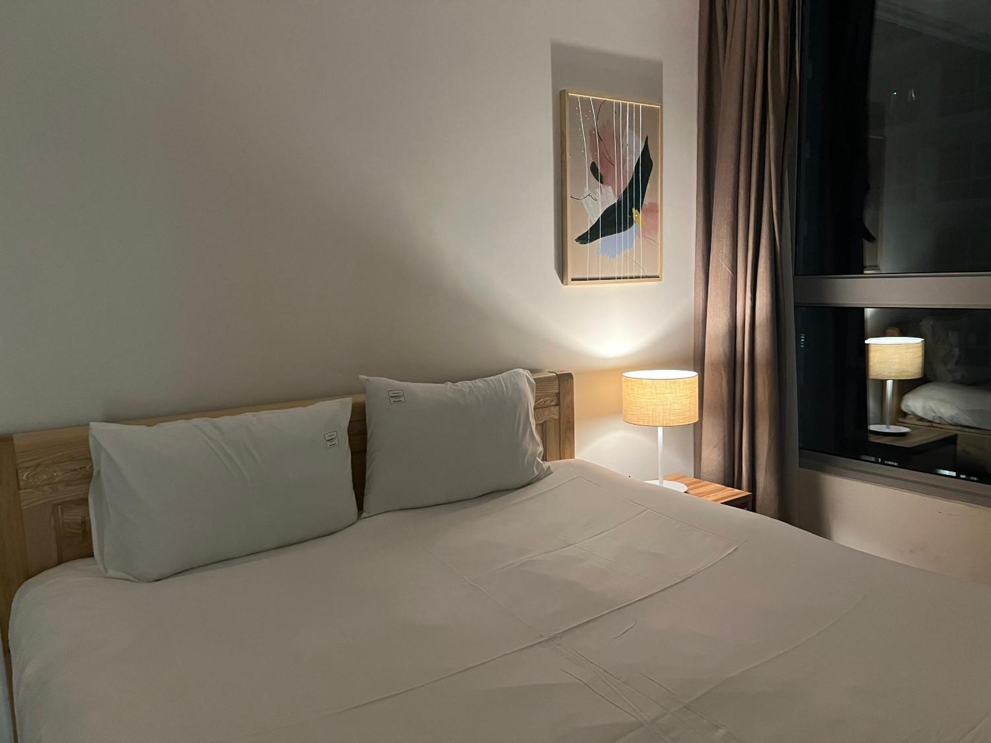 Vinhomes Landmark High-End Apartment By Cr Concept Apartment *