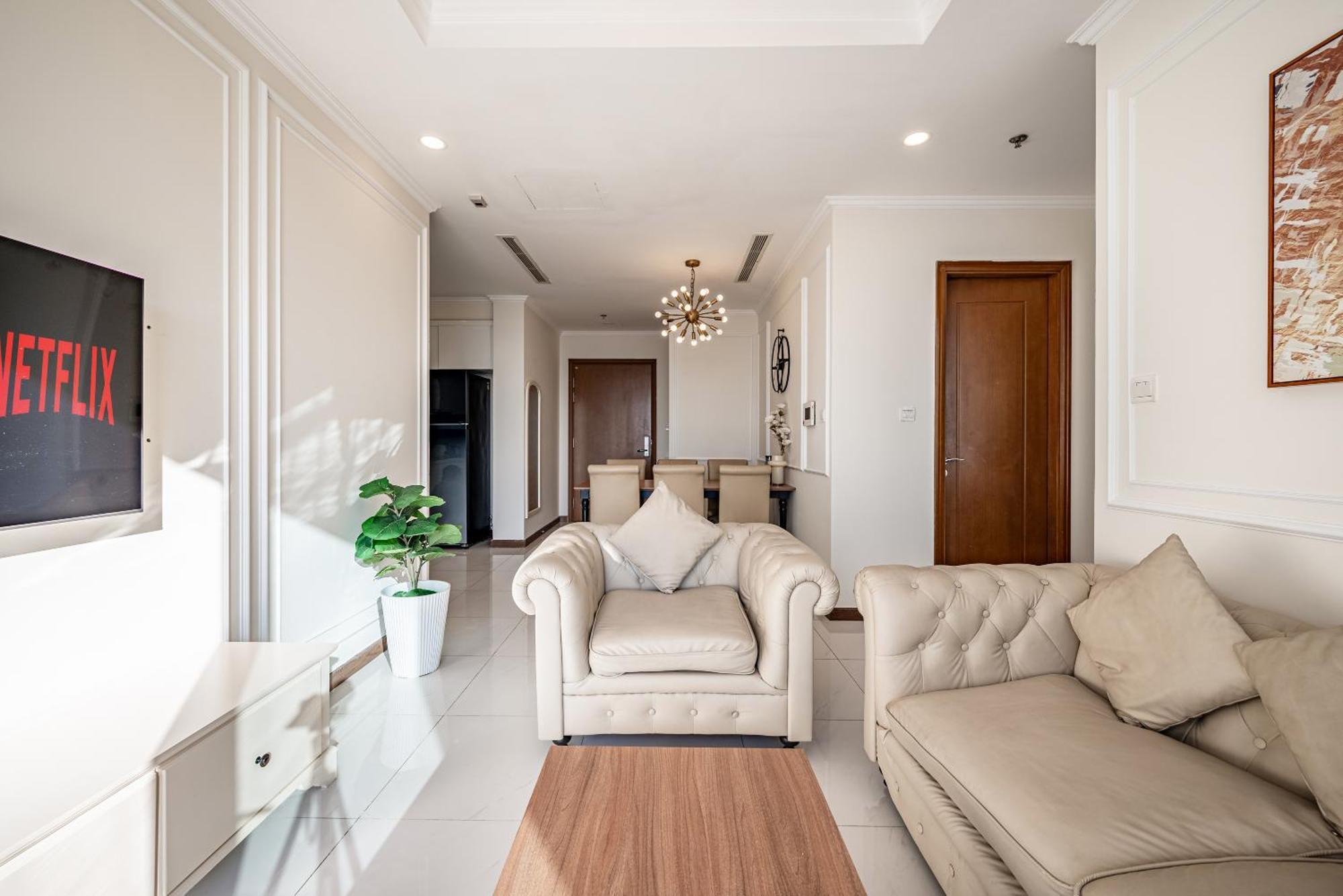 Vinhomes Landmark High-End Apartment By Cr Concept Apartment