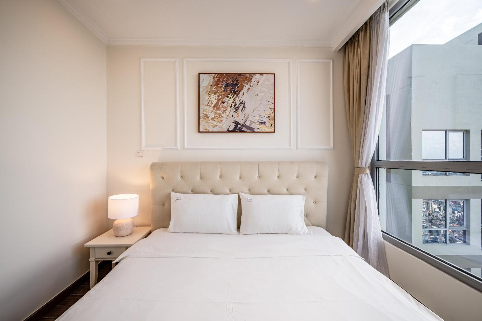 Vinhomes Landmark High-End Apartment By Cr Concept