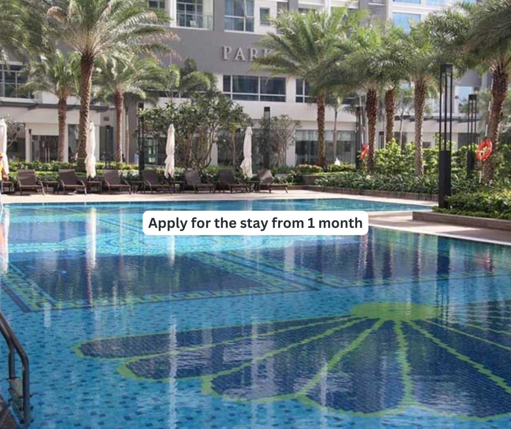 Vinhomes Landmark High-End Apartment By Cr Concept