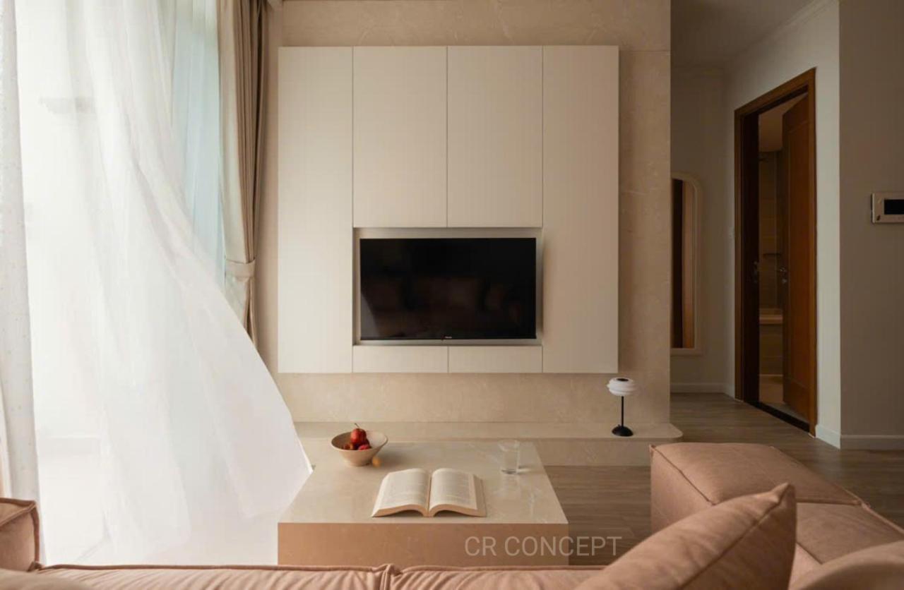 Vinhomes Landmark High-End Apartment By Cr Concept Apartment *